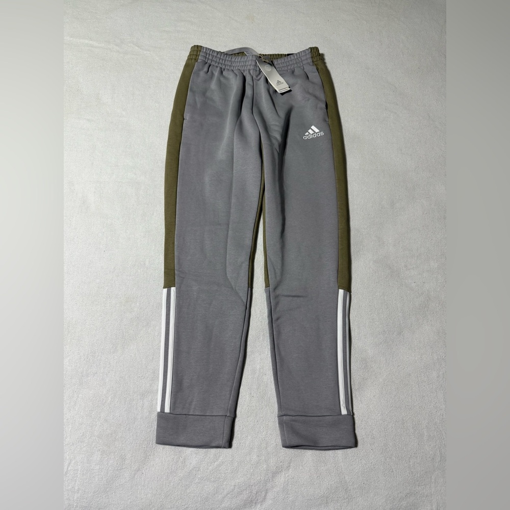 NWT Adidas Men's Medium Multi Sport Joggers Pants Green Gray Regular Fit Tapered